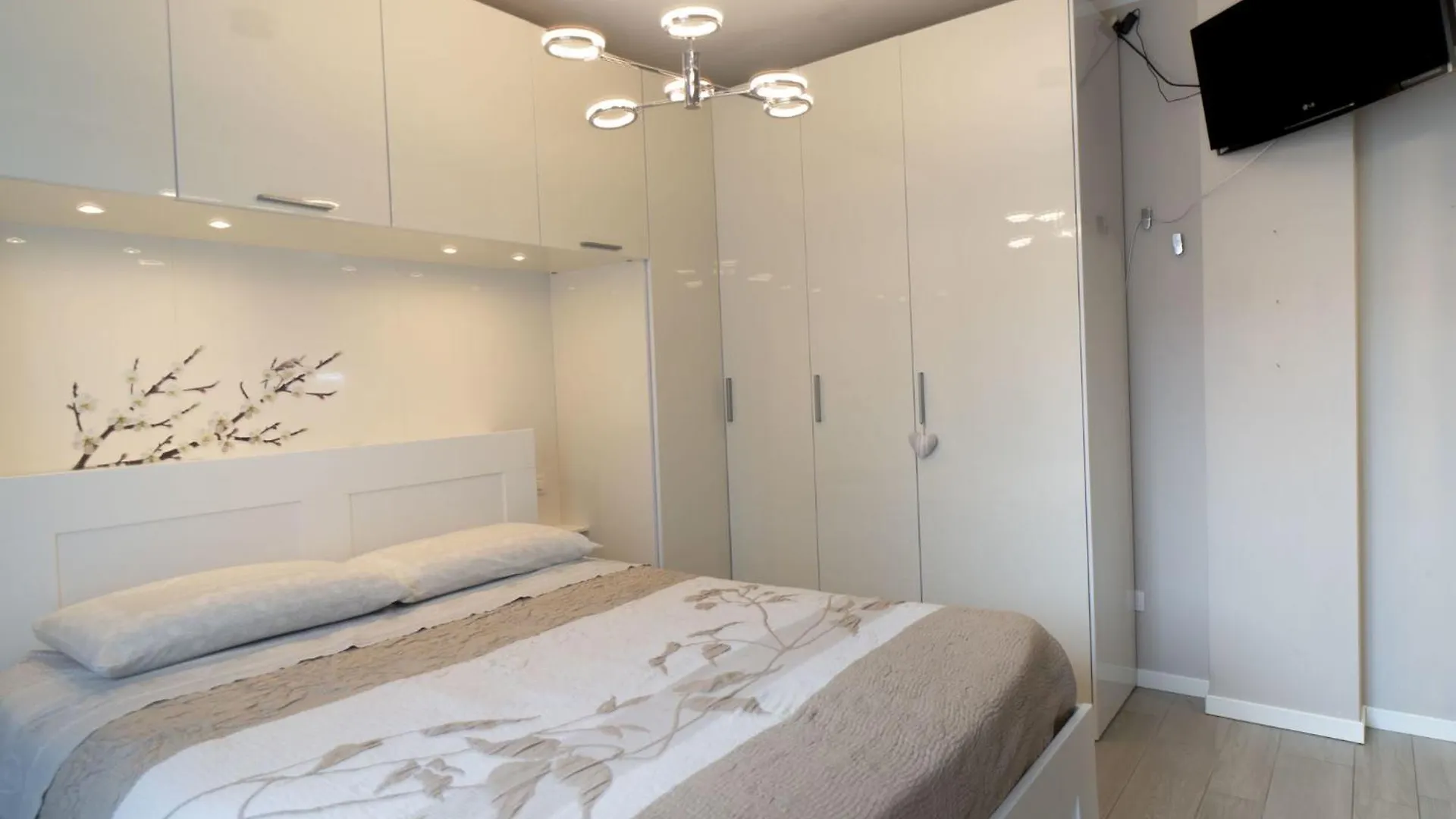 Apartment Marco By Interhome Carnate